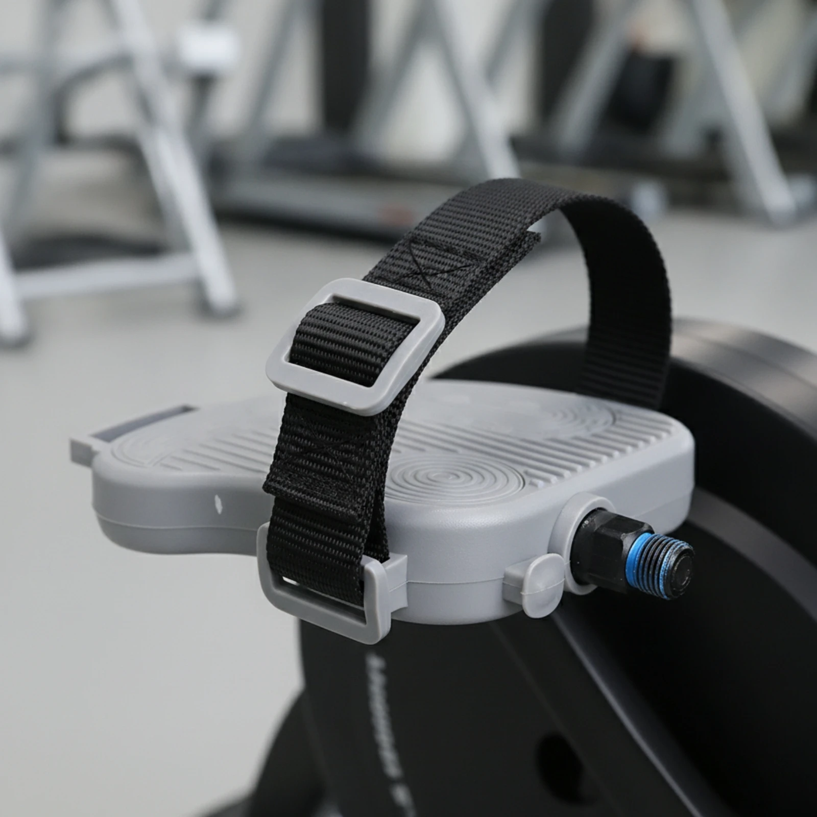 Exercise Bike Pedals with Straps Replacement Stationary Bike Pedals with Straps Threaded High-Grip for Fitness Enthusiasts