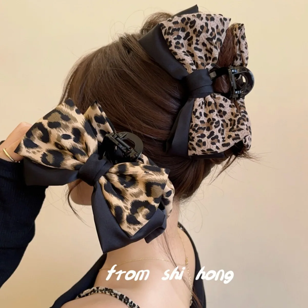 

2025 leopard print bow ponytail clips with a high-end and elegant feel with headband clip at the back of the head and hairclip