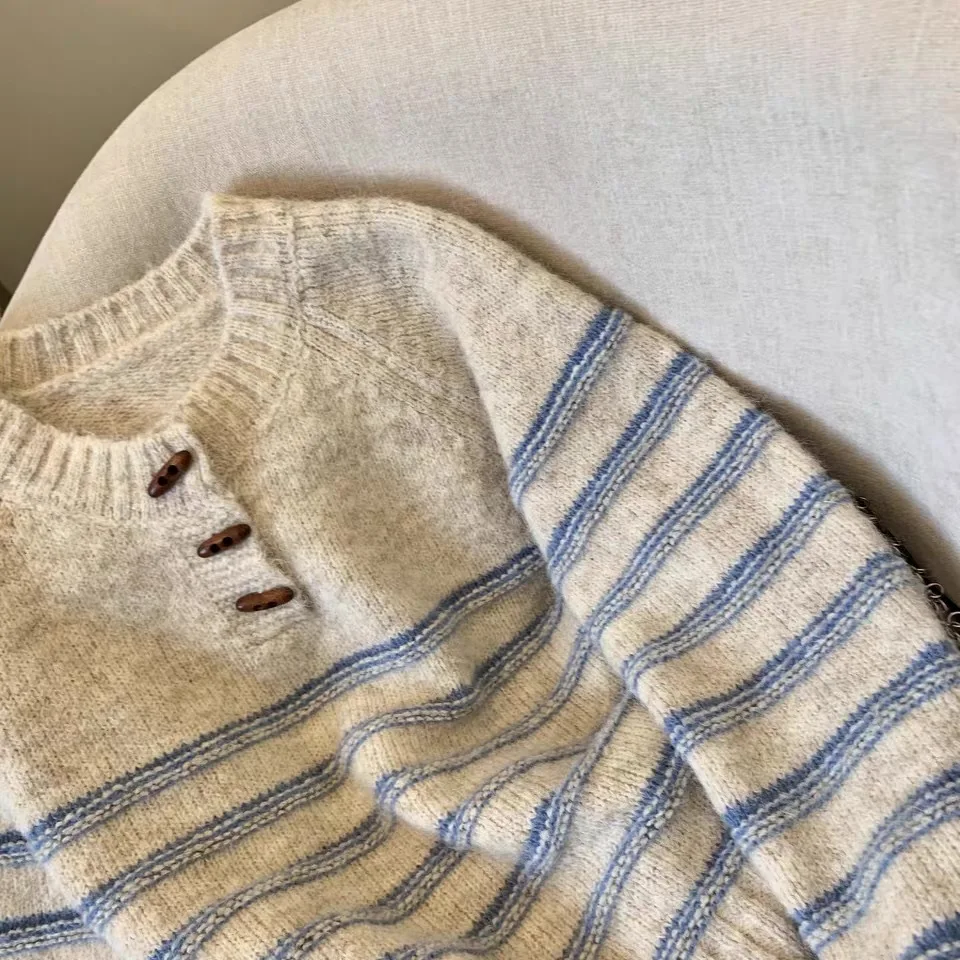 Loose Round Neck Knitted Sweater Women's Autumn Winter Lazy Style Soft Cozy Pullover Coat Knitting Yarn Striped Button Detail