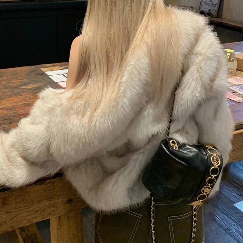 Autumn Winter Fur Coat Women Short Warm Lazy Wind Fox Fur Jacket Cropped Fashion Outerwear 2025