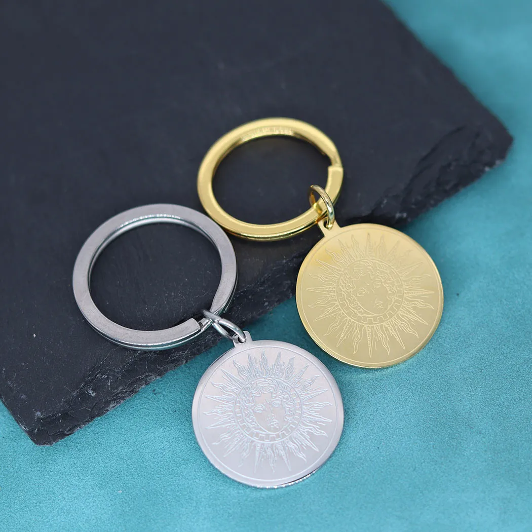 God Of The Sun Helios Amulet Pendant Keychain For Men Women Stainless Steel Ancient Greek Jewelry Key Chains Talisman Gift