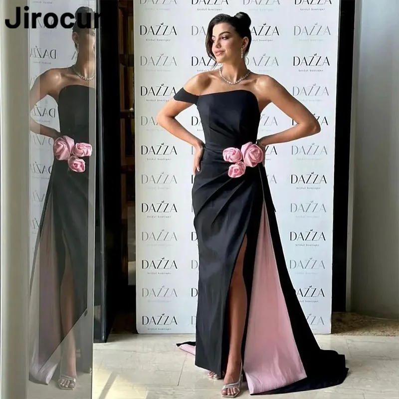 

Женское ТРАПЕЦИЕВИДНОЕ ПЛАТЬЕ на одно плечо, с разрезом сбоку