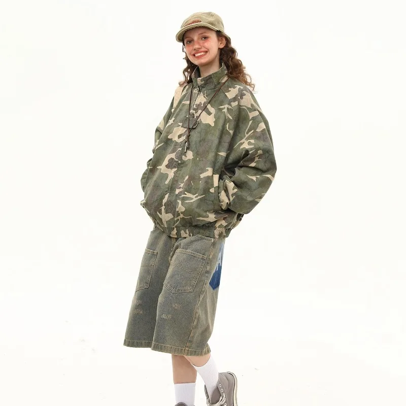 2025 otoño nueva chaqueta de camuflaje con cuello levantado Unisex suelta estilo de pareja ropa de calle informal prendas de vestir exteriores de moda para hombres y mujeres