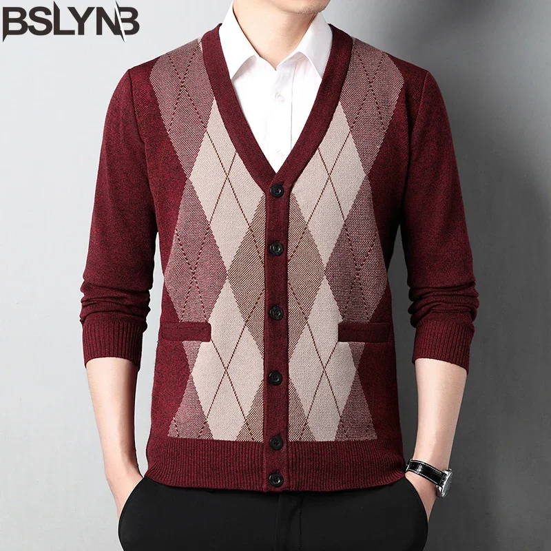 Autumn and Winter Fashion Men\'s Striped V-neck Single-breasted Cardigan Jacket Sweater Warm Stylish Business Sweatercoat