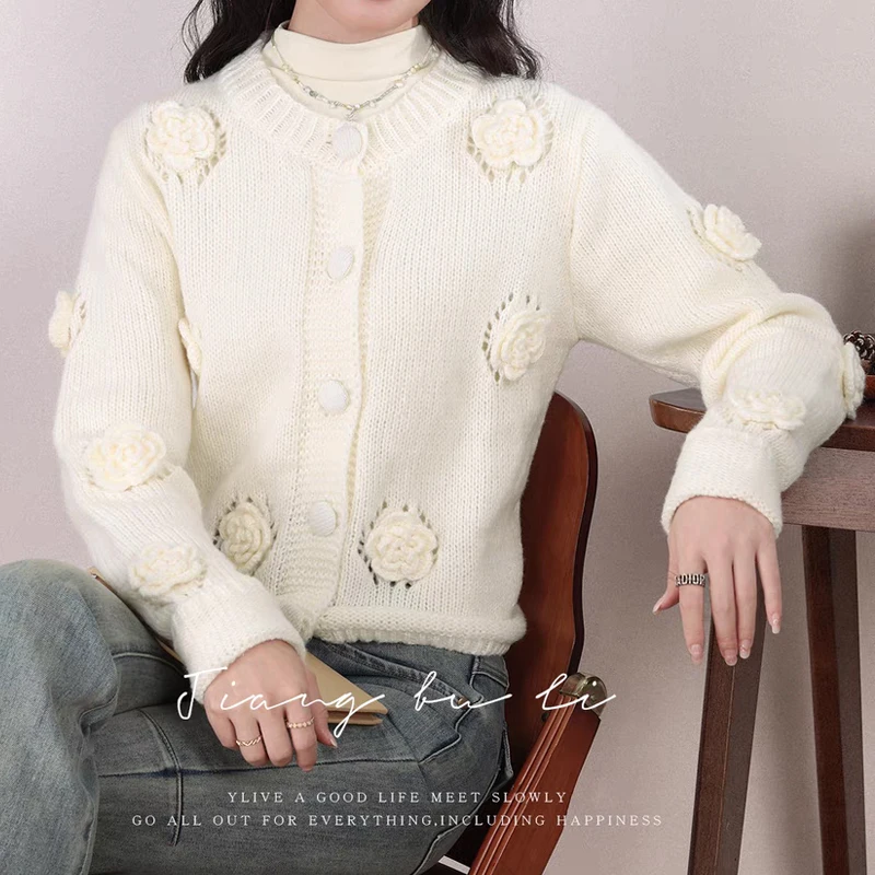 

Women’s Applique Sweater Top Button Down 3D Flowers Décor Embed Long Sleeve Round Neck Knit Cardigan Sweaters Fall Y2K Tops Coat