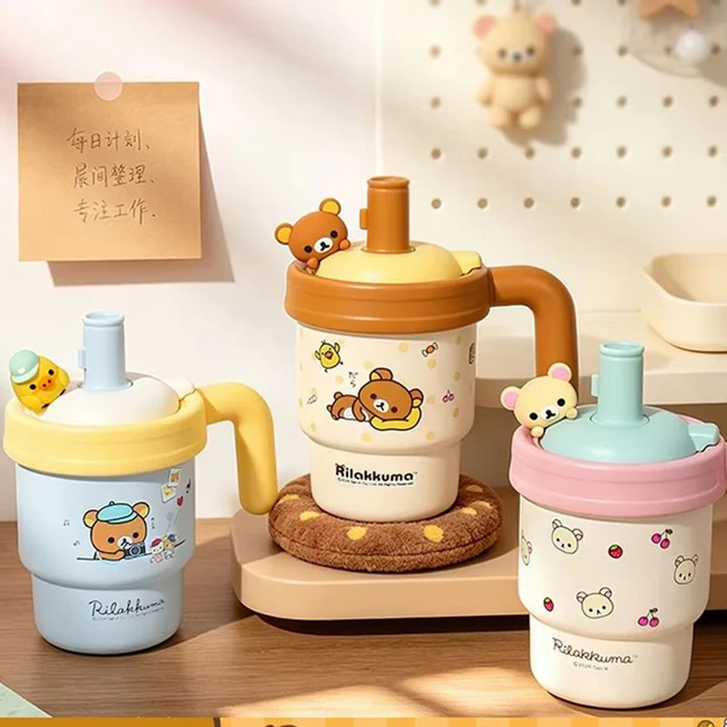 Kawaii Rilakkuma Isolierte Wasserflasche 620ml Keramik-Innenfutter Strohhalmbecher Große Kapazität Reise-Trinkbecher für Erwachsene