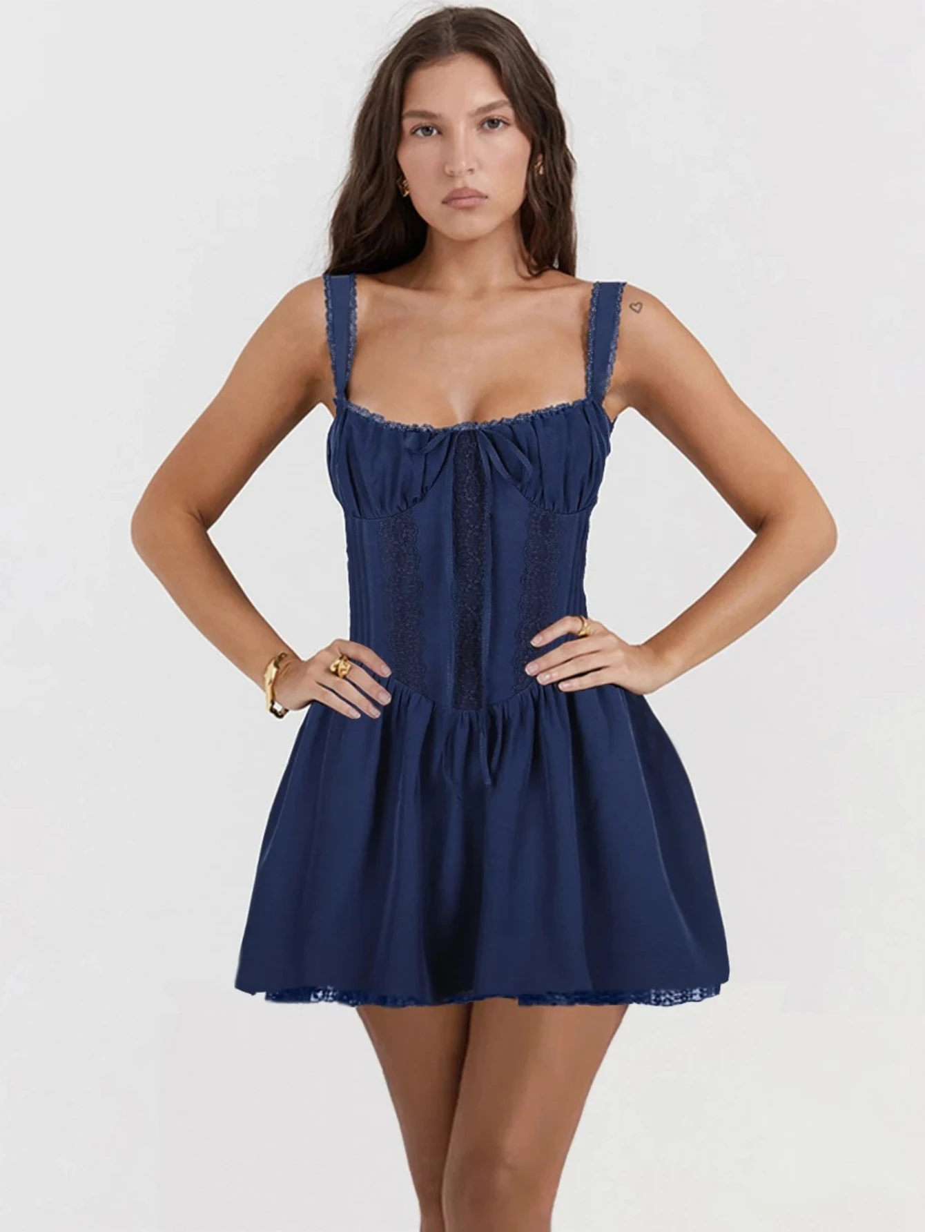 

Летние платья на бретелях для женщин, сексуальное белое платье трапециевидной формы, мини-платье на шнуровке для праздничной вечеринки, высокое качество