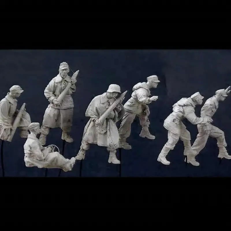 

1/35 Resin Model German Artillery (Only 7 People Without Base And Gun) Handheld White Model Unmontiert Und Unbemalt Diy Toy