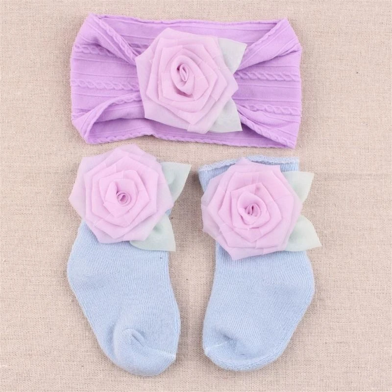 M76C الجوارب وعصابة الرأس لحديثي الولادة زوج من الجوارب المرنة والمريحة للأطفال وأغطية الرأس للجنسين جوارب للأطفال وعصابات الرأس