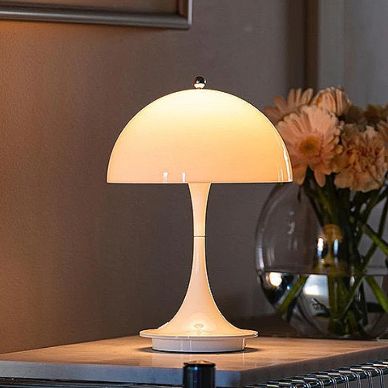 Настольная лампа в форме гриба, скандинавская современная прикроватная лампа, высококачественный ночник, ночная тумбочка, декоративный светильник, настольные лампы для спальни