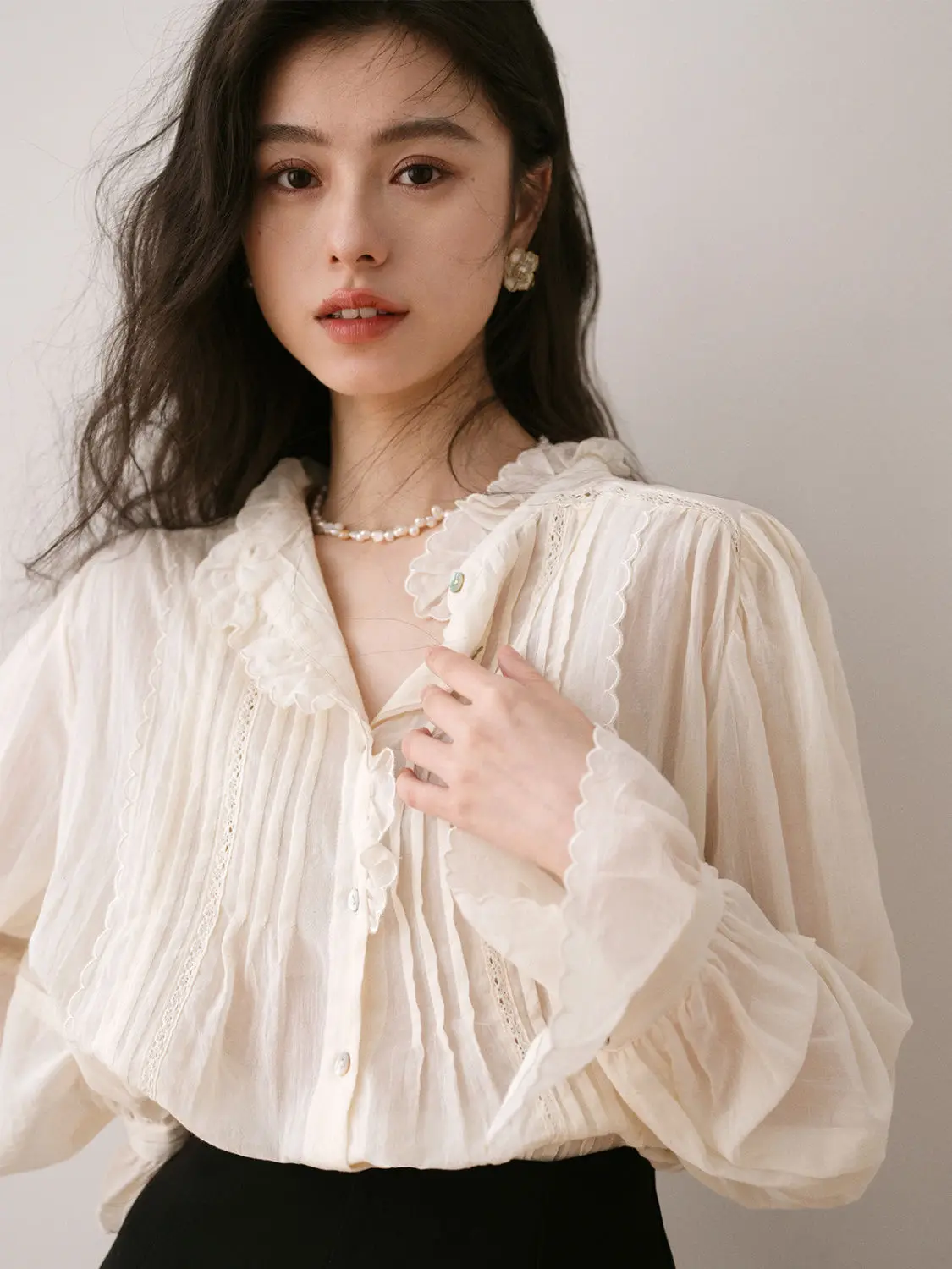 Heavy Industry Embroidered Shirt 2024 Early Autumn New Style High End Niche Long Sleeved Top Flesh Covered Long Sleeved Shirt