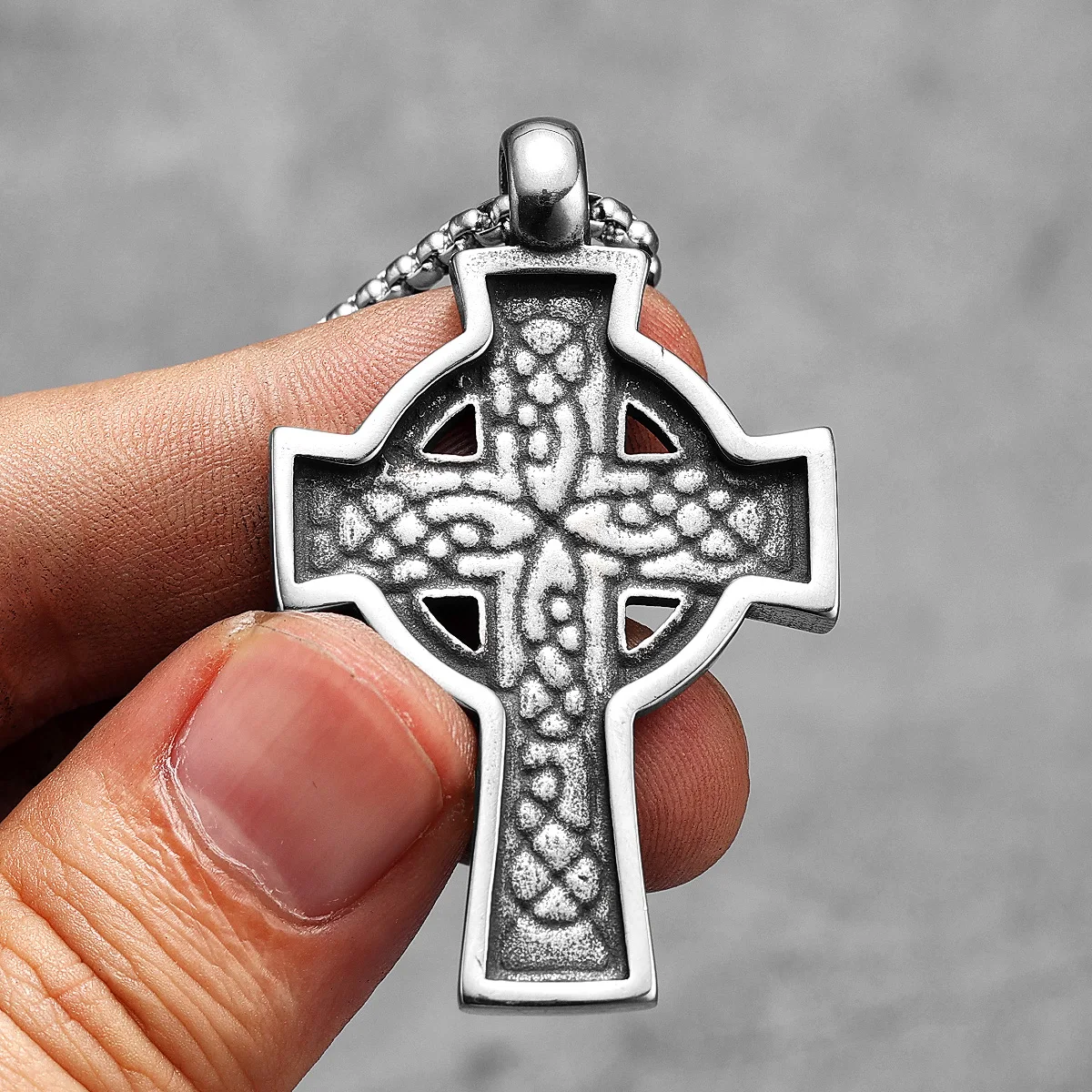 Celtic Knot Cross Stainless Steel Men Women Necklaces Pendants Chain Gothic Punk Trendy Amulet Jewelry Creativity Gift Wholesale