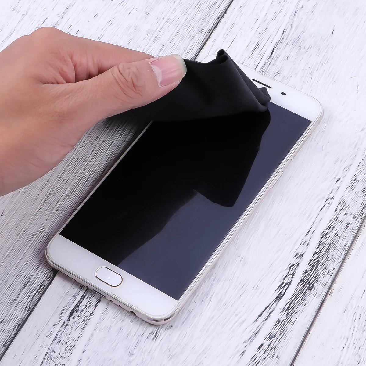 

6Pcs Microfiber Cleaning Cloths Soft Reusable Easy Wash Quick Dry for Glasses Jewelry Cameras Phones Lenses Dirt Oil