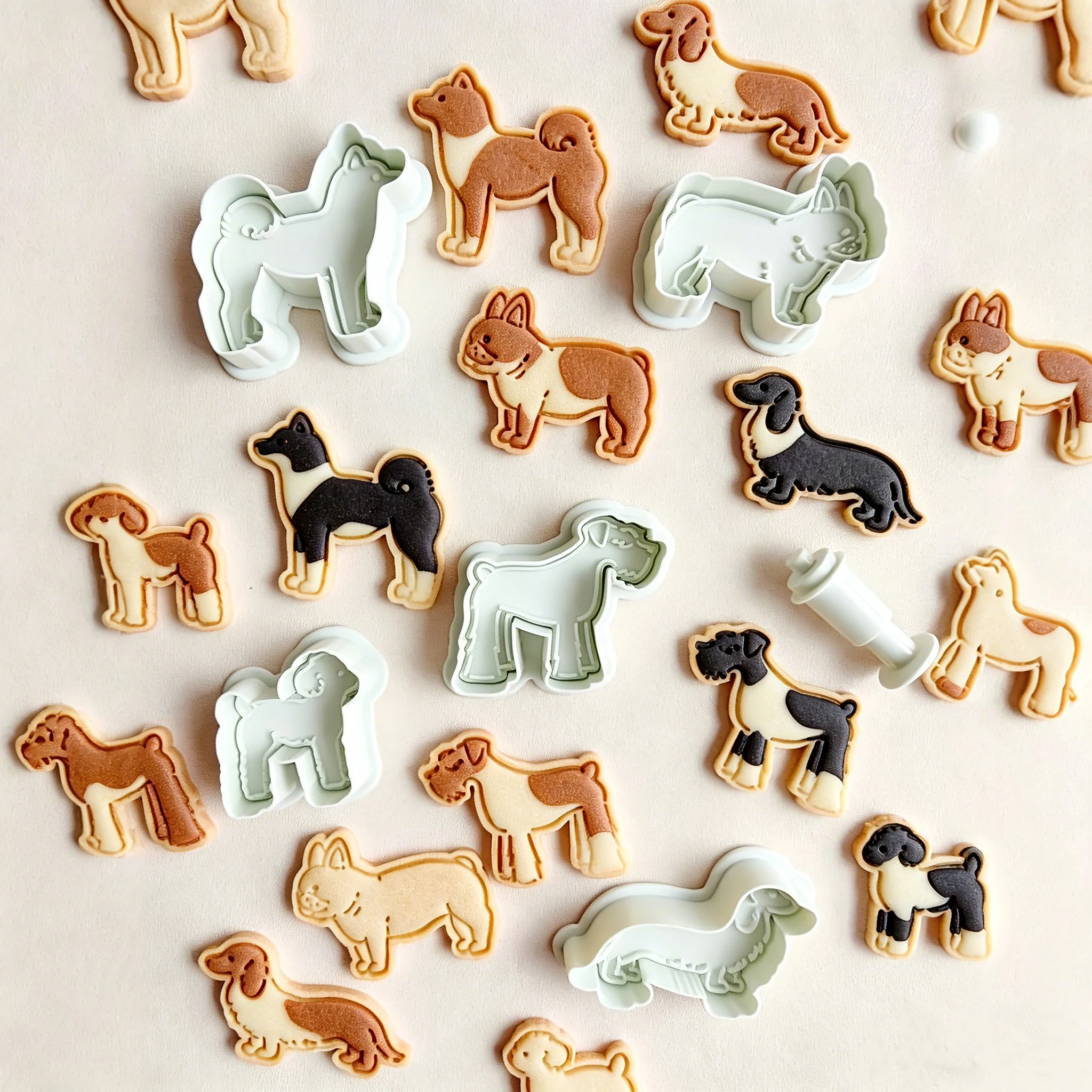 Cute Puppy Dog Cookie Cutter Mold 3D Embosser Biscuit Stamp for Pastry Nut Jam Sandwich Hand Pressed Baking Item Kitchen Tool