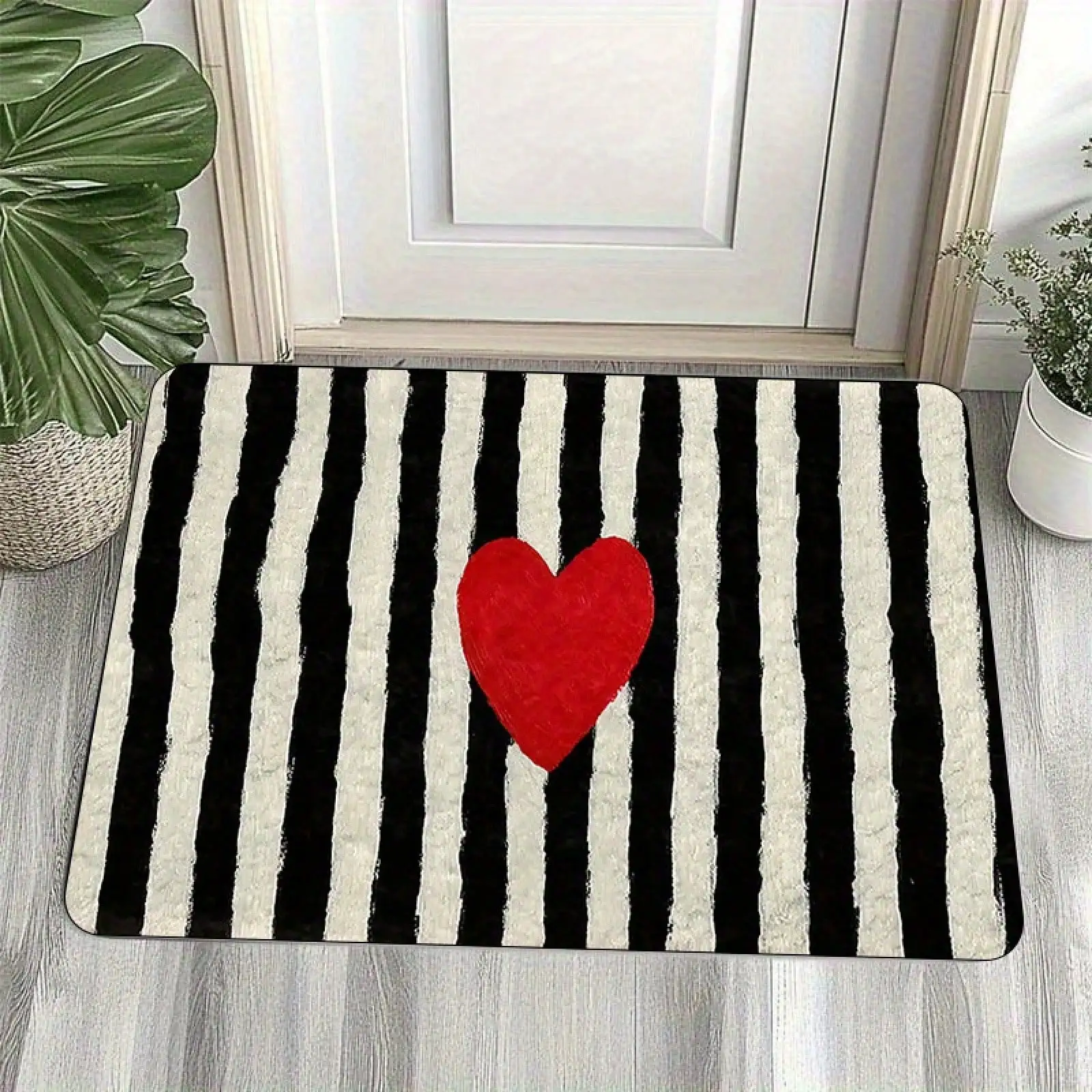 1pc Black & White Striped With Red Heart Pattern Non-Slip Bath Mat, Soft Flannel Kitchen Rug - Washable, Plush Design, Rectangular Shape, Perfect For Bathroom