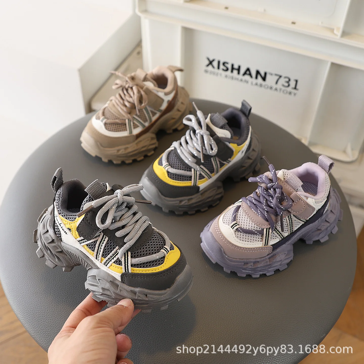 Children's Sneakers Chunky 2026 New Girls Basketball Shoes Fashion Versatile Kids Causal Boys Sports Shoes for School Breathable