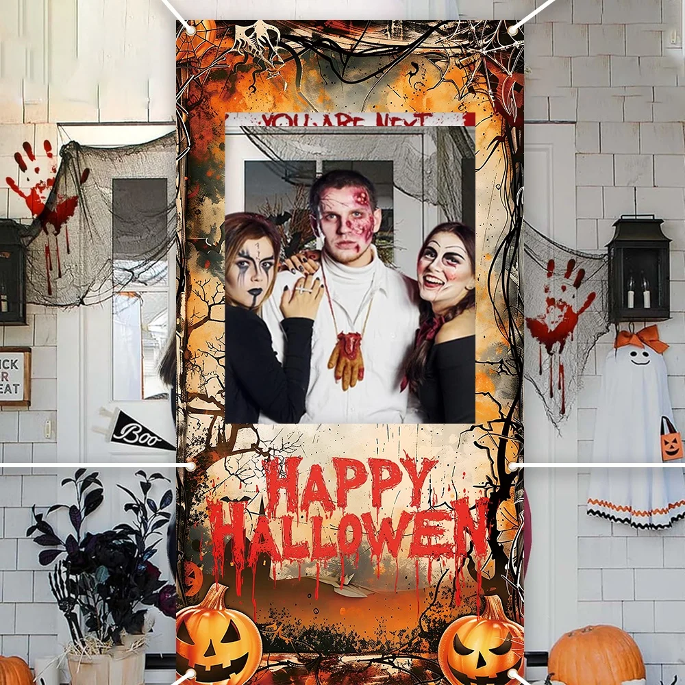 Foto-Banner zur Halloween-Party-Dekoration mit Fledermaus-, Kürbis- und Spinnennetzmustern und Text „Happy Halloween“.