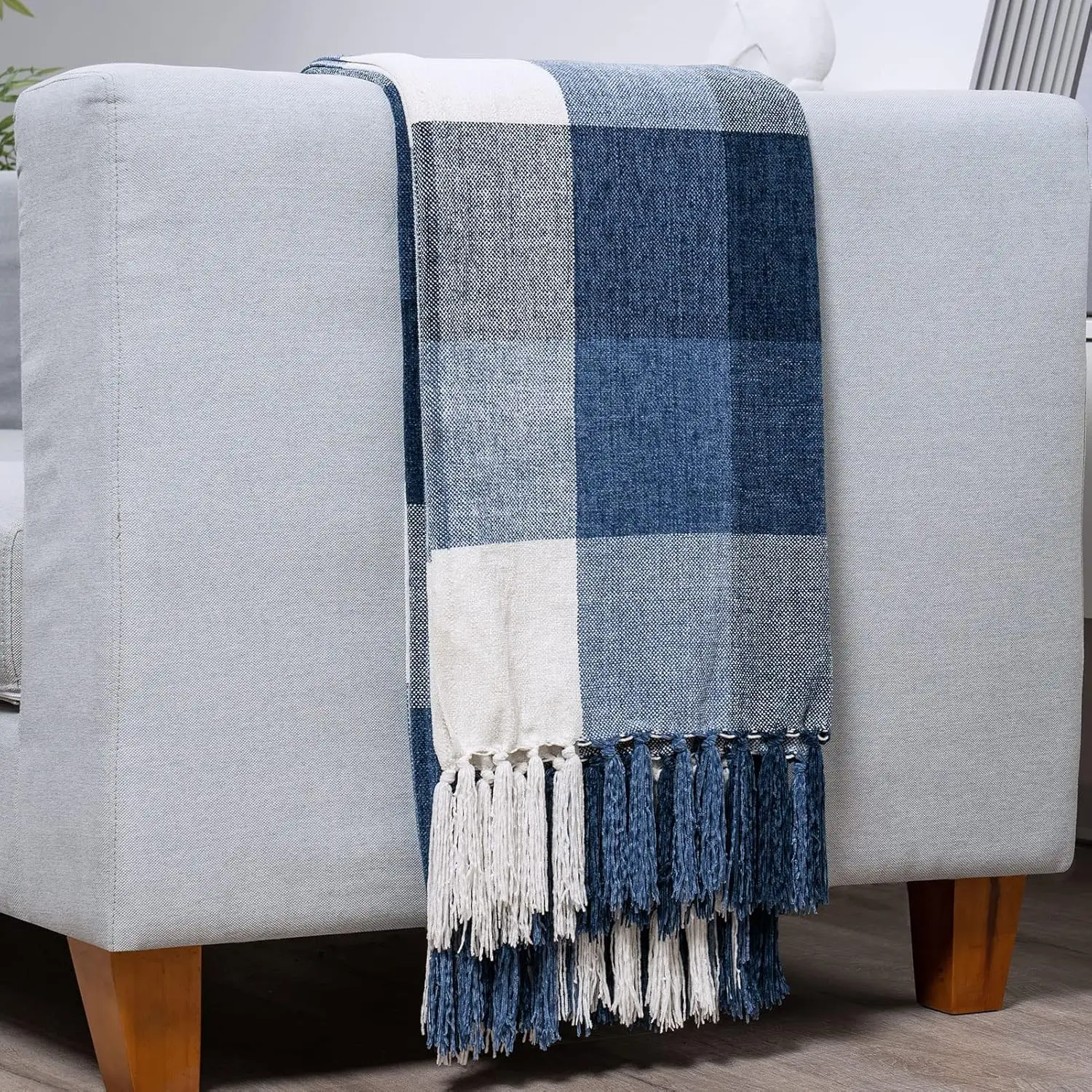 

Buff Paid Chenille Throw Blanket For Couch, Soft Cozy Decorative Buff Che Blanket Throw With Tassels For Bed Sofa, Lightweight