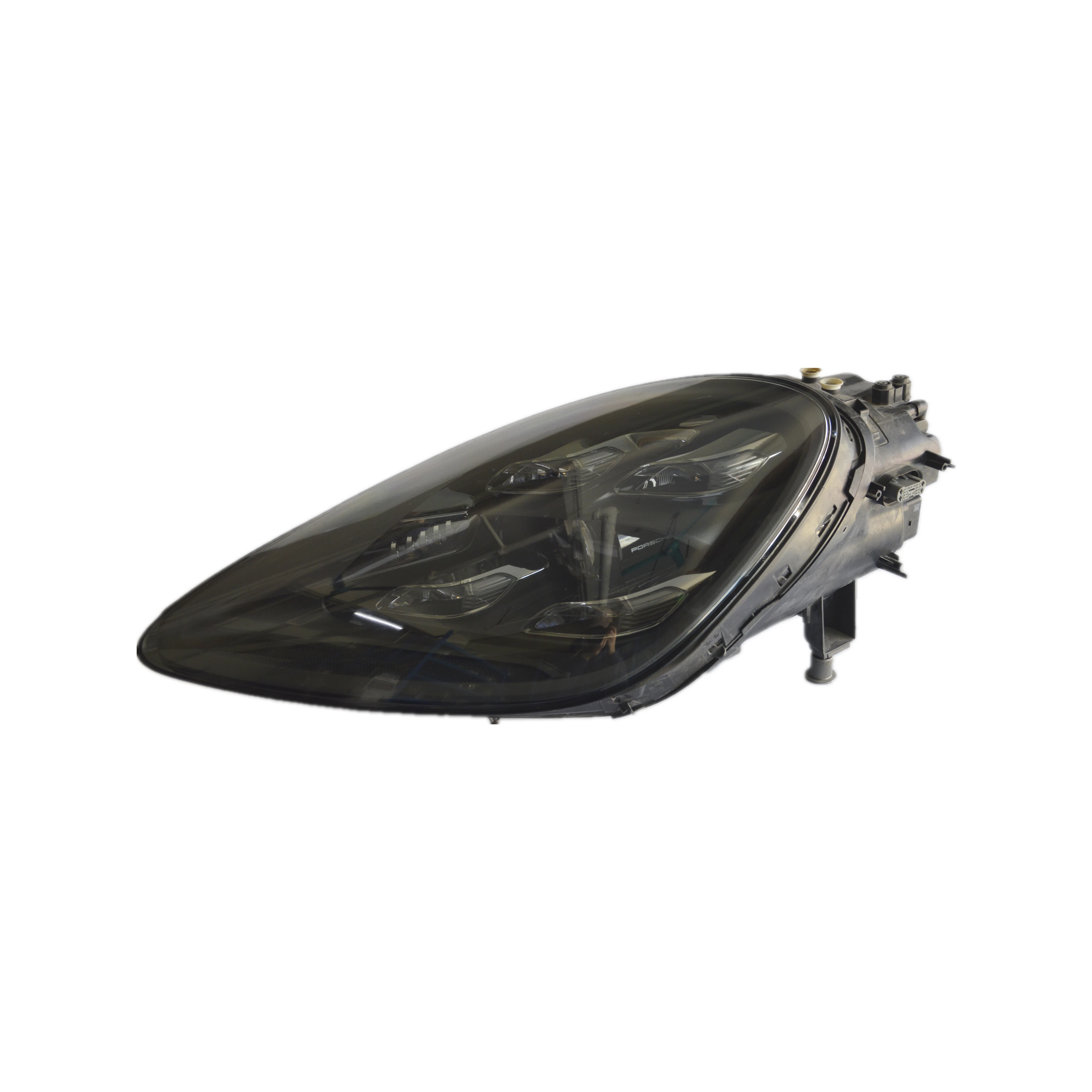 Suitable for 2019-2022   Ca yenne LED headlight assembly upgrade and modification Ca yenne new plug and play headlight