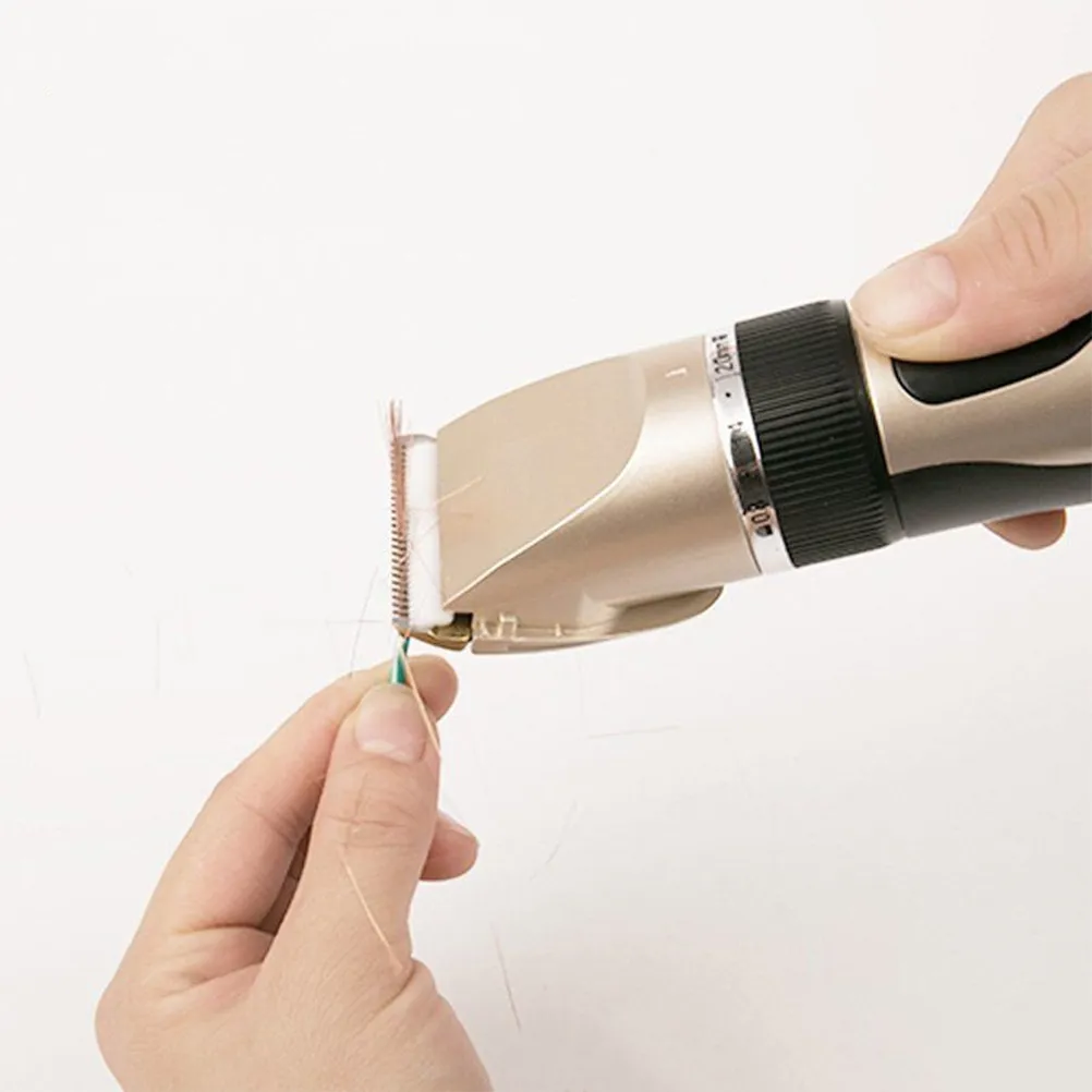 

1Set Professional Hair Clippers Kit Rechargeable Electric Haircut Trimmer Low Noise Hair Shaver Portable Compact for Home Travel