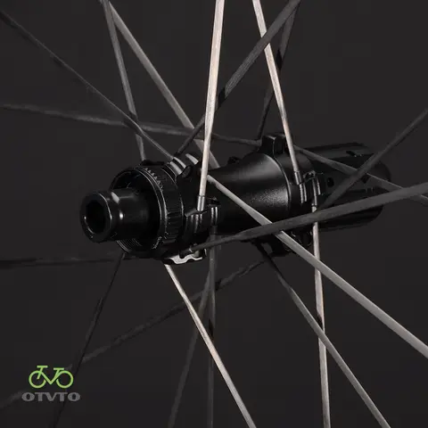 Carbon Spoke Wheelset Road Bike 700c 28mm Outer Width Disc Brake Ratchet System 36T 20 Holes Carbon Wheel Customize