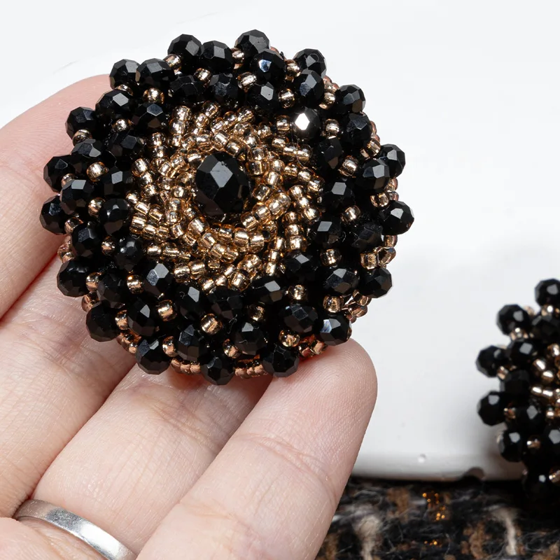 4Pcs/lot 37mm High End Black/White Crystal Nail Bead Buttons Mink Coat Fur Coat Decoration Hand Sewn Buttons N719