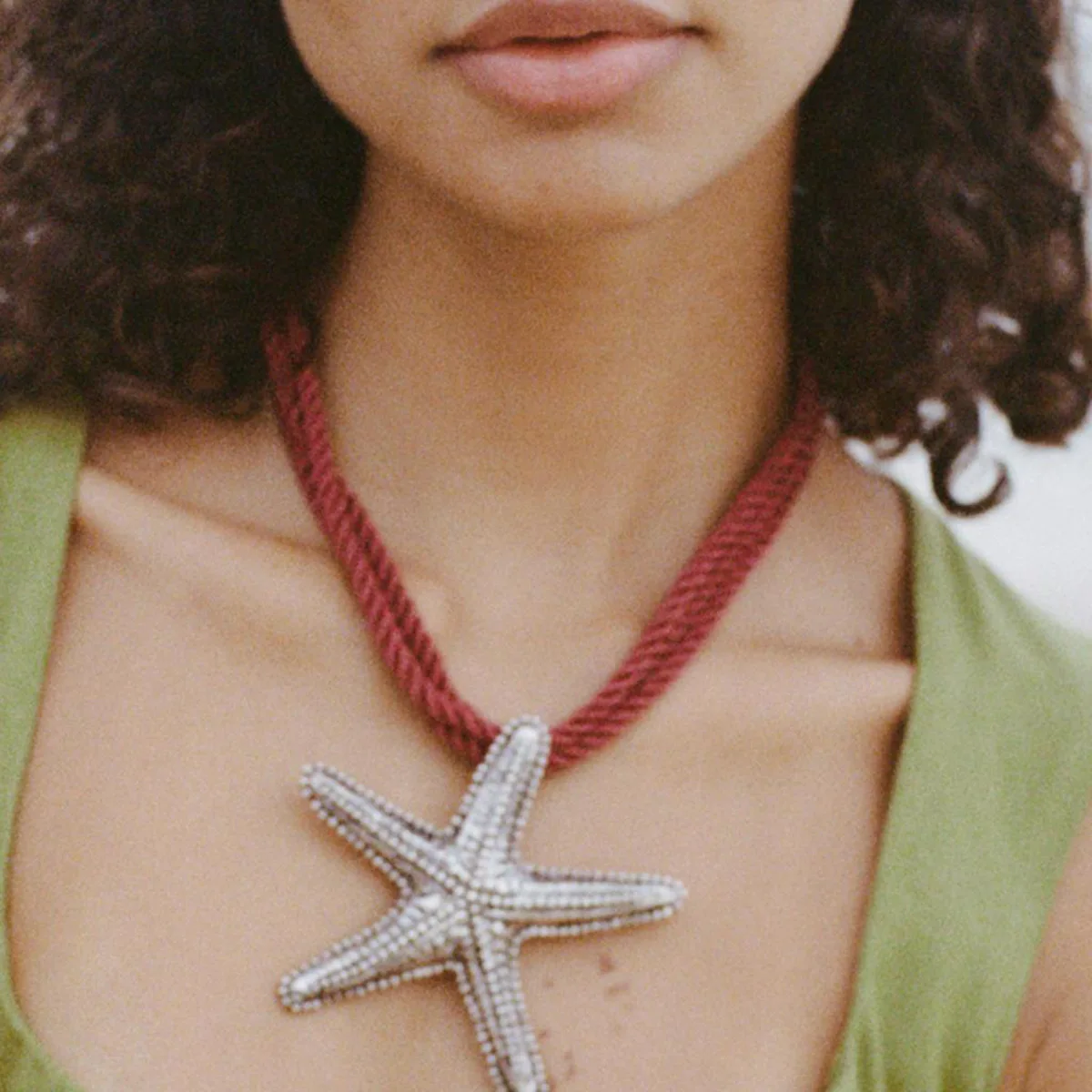 ZAA Boho Metal Big Starfish Star Pendant Necklaces for Women Punk Red Chunky Rope Chain Necklace Statement Party Ocean Jewelry