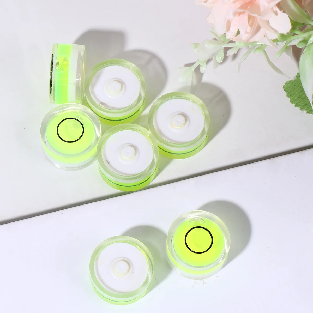 

16pcs 15X8Mm Universal Plastic Green Surface Round Circular Spirit Waterproof Accurate Convenient Horizontal Circular Bubble