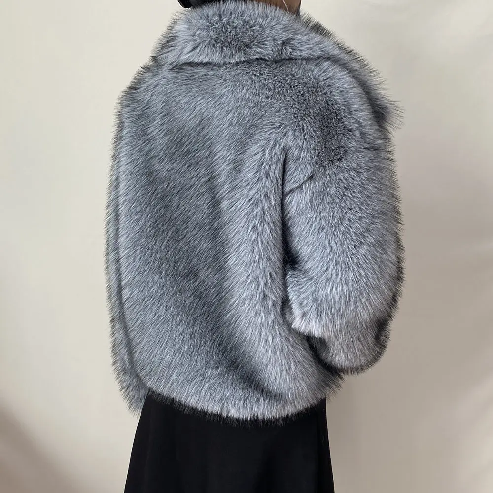 Women's Plus Size Winter Fur Coat Fox Large Lapel Loose Short Top Elegant Warmth for Cold Weather