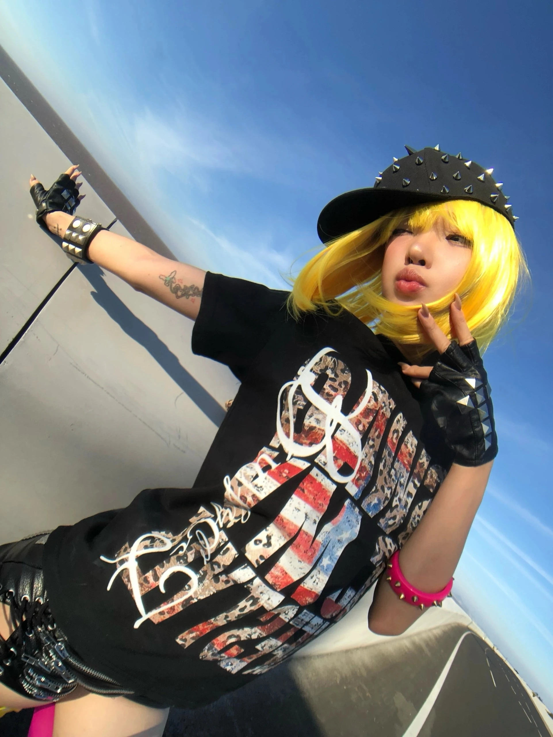 Karrcat Grunge Aesthetics T-Shirt mit Buchstaben-Print, Trashy Y2k, kurzärmeliges schwarzes Top, Vintage-Punk-Stil, Streetwear, amerikanischer Retro-Stil – Detail 11