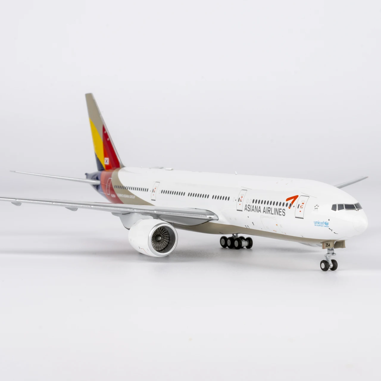72065 سبيكة تحصيل طائرة هدية NG نموذج 1:400 ايرلاينز الآسيوية "StarAlliance" بوينغ B777-200ER دييكاست نموذج طائرة HL8254 #2