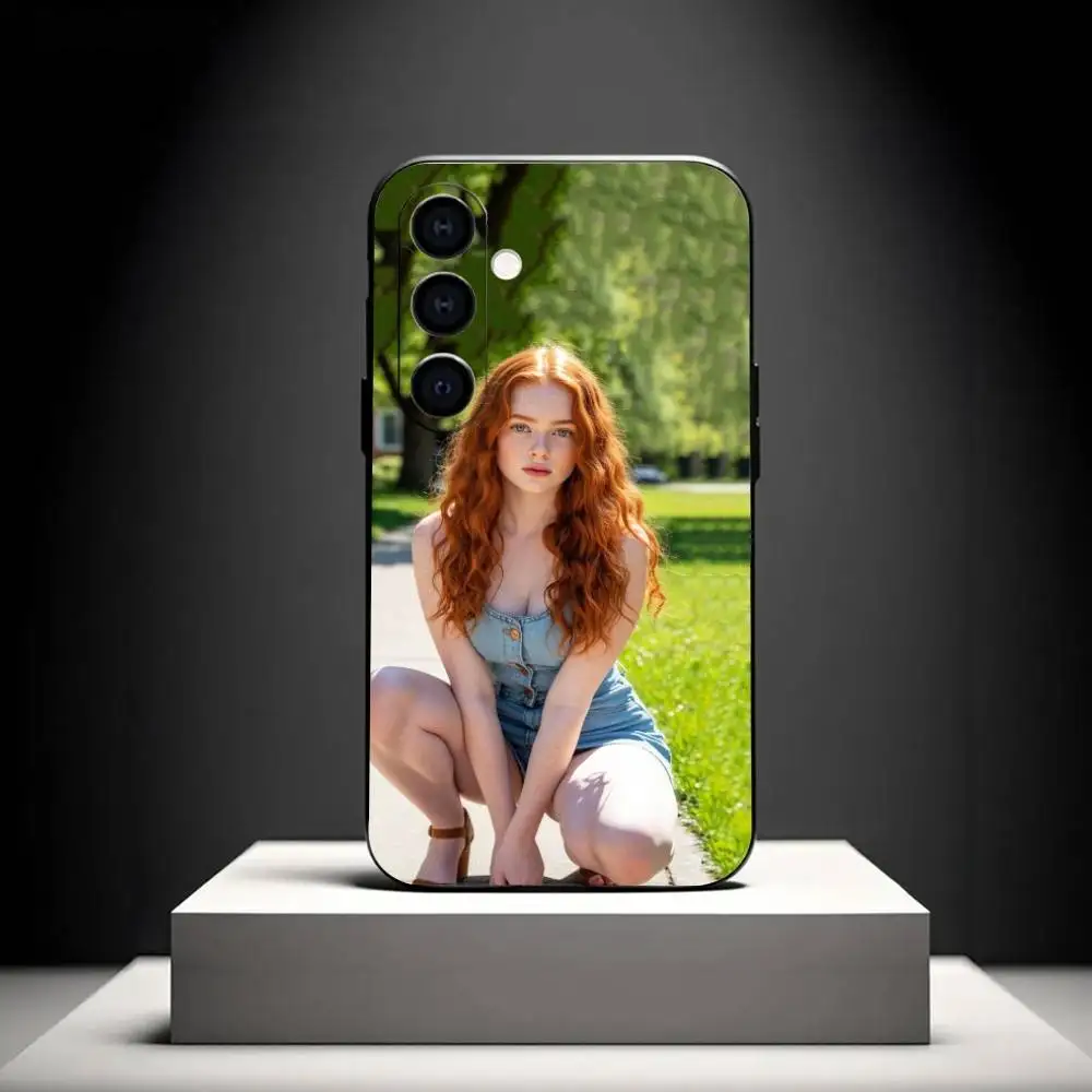 Custodia per telefono A-Actor Sadie Sinkjpg per Samsung Galaxy A73, A72, A71, A70, A53, A52, A51, Altri Soft Black Shell