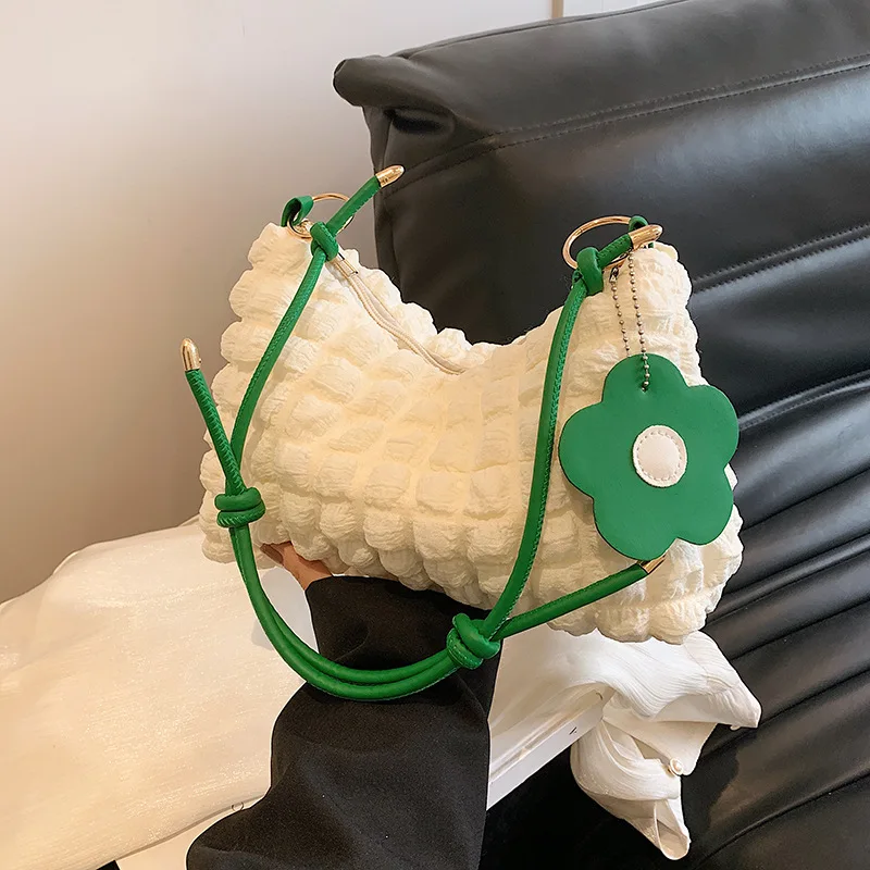 

Wrinkled Bubble Handbag Shoulder Crossbody Bag Fashion Solid Color Knot Shoulder Strap Womens Tote Bag with Pendant Daily Outfit