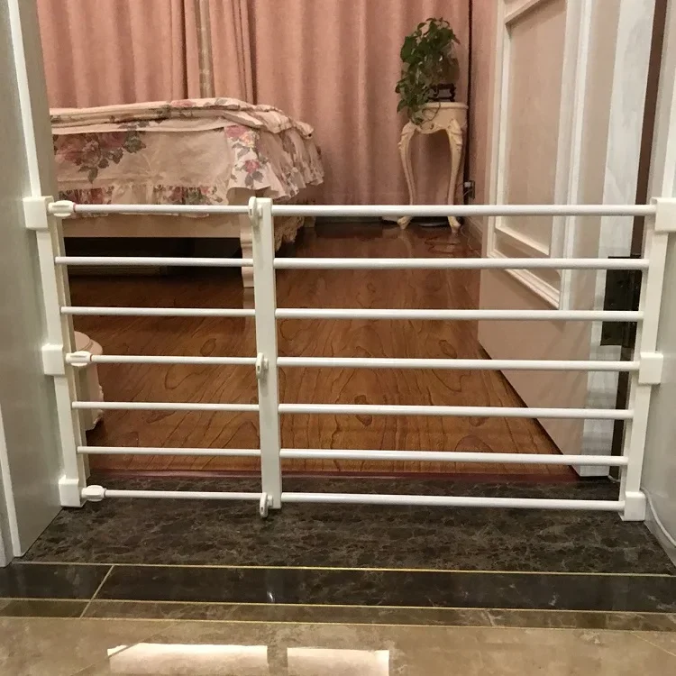 Baby Stair Fence Door Baby Fence Playpen for Dog Fence Baby Safety Gate Pets Indoor Retractable Pet Isolating Gate Room Plastic