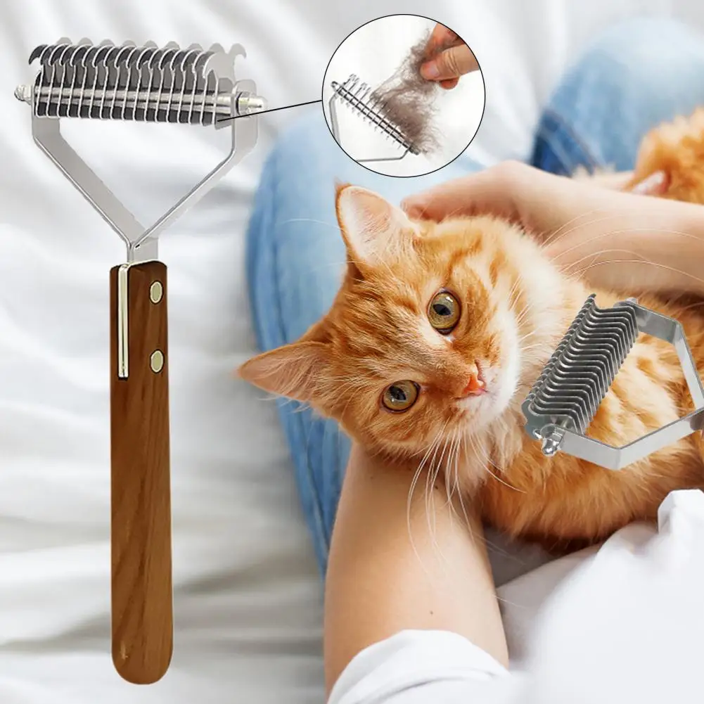 This double sided fur rake gives your pet a smooth and clean look, especially for medium to long haired dogs or cats.