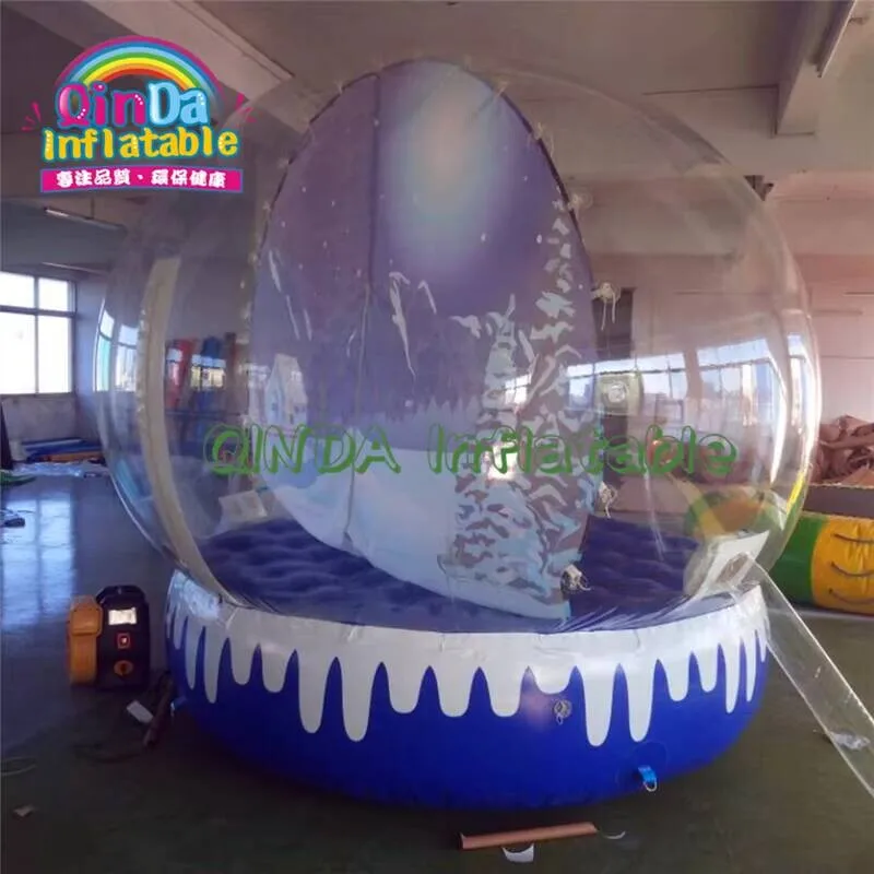 

Inflatable Snow Globe With Tunnel Entrance For Christmas Decoration Event Advertising