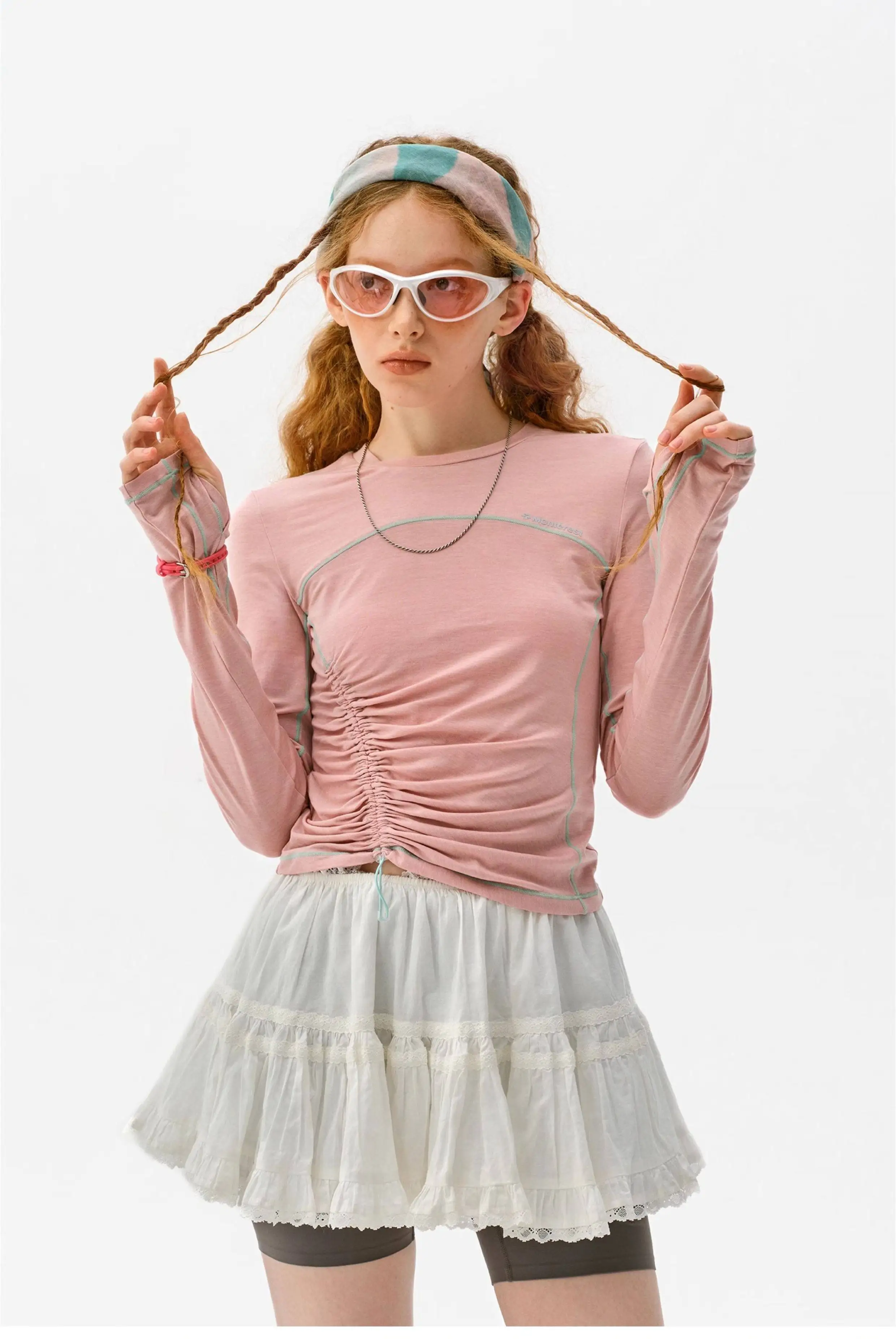 

Monterest Women's Outdoor T-Shirt, 5A Anti-Bacterial Wool Blend Long Sleeve Round Neck Shirt with Draped Fit for Hiking Travel,