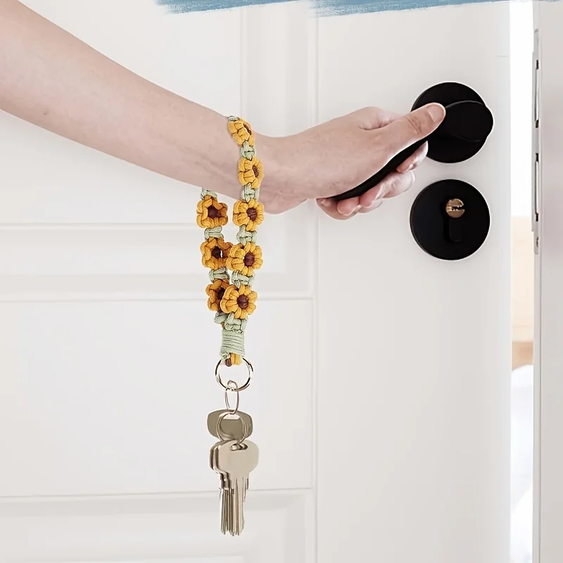 

Браслет-брелок ручной работы в богемном стиле - элегантный цветочный дизайн, брелок с цветами, браслет для мобильного телефона.