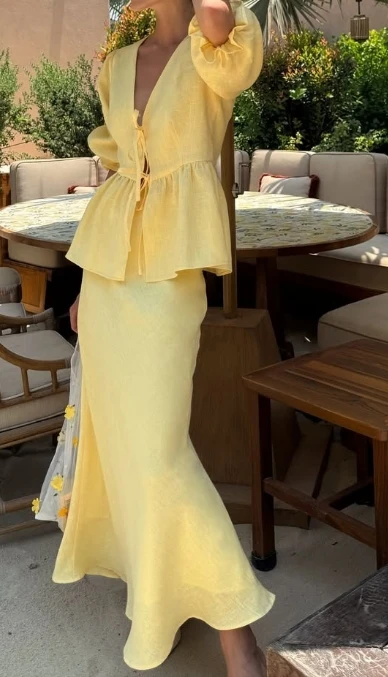 Dress 2025 Fashion Latest Hot Selling Style Unique Women Summer New Fashion Bubble Sleeve V-Neck Strap Top High Waist Skirt Set