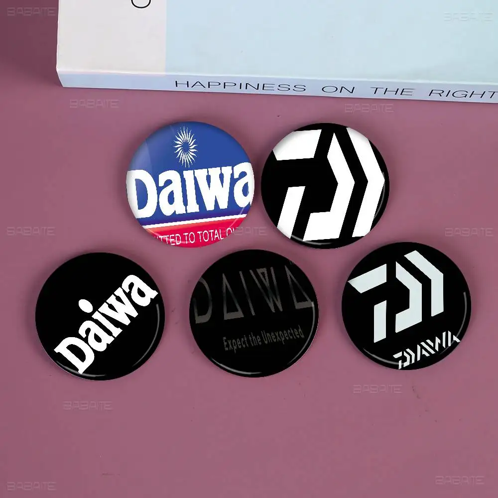 Fashion D-Daiwa New  Brooches Soft Button Pin Funny Silly Gnarpy on A Skateboard Meme Badge Gamer Collection Gifts