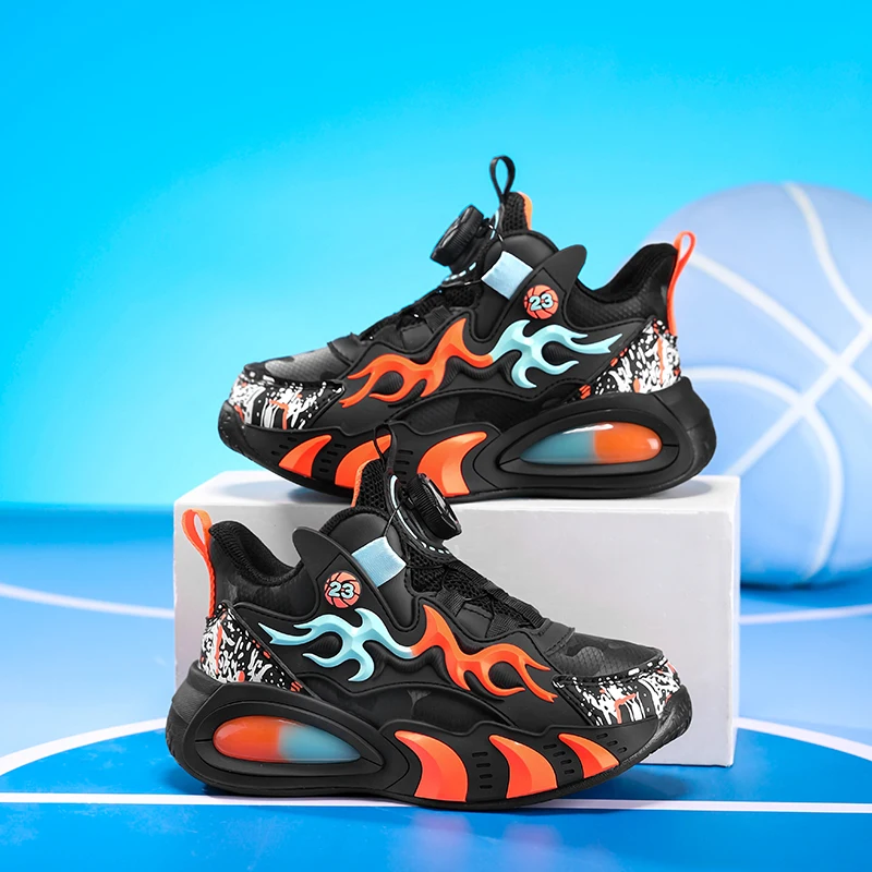 Um par de tênis de basquete de cano alto de couro infantil de quatro estações, tênis de basquete resistentes ao desgaste, tamanho 28-39, JT-2825