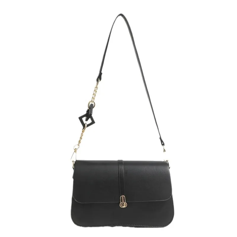 

High Quality Baguette Bag New Fashion Light Luxury Chain Underarm Saddle Bag with a Single Shoulder Crossbody Bag Woman