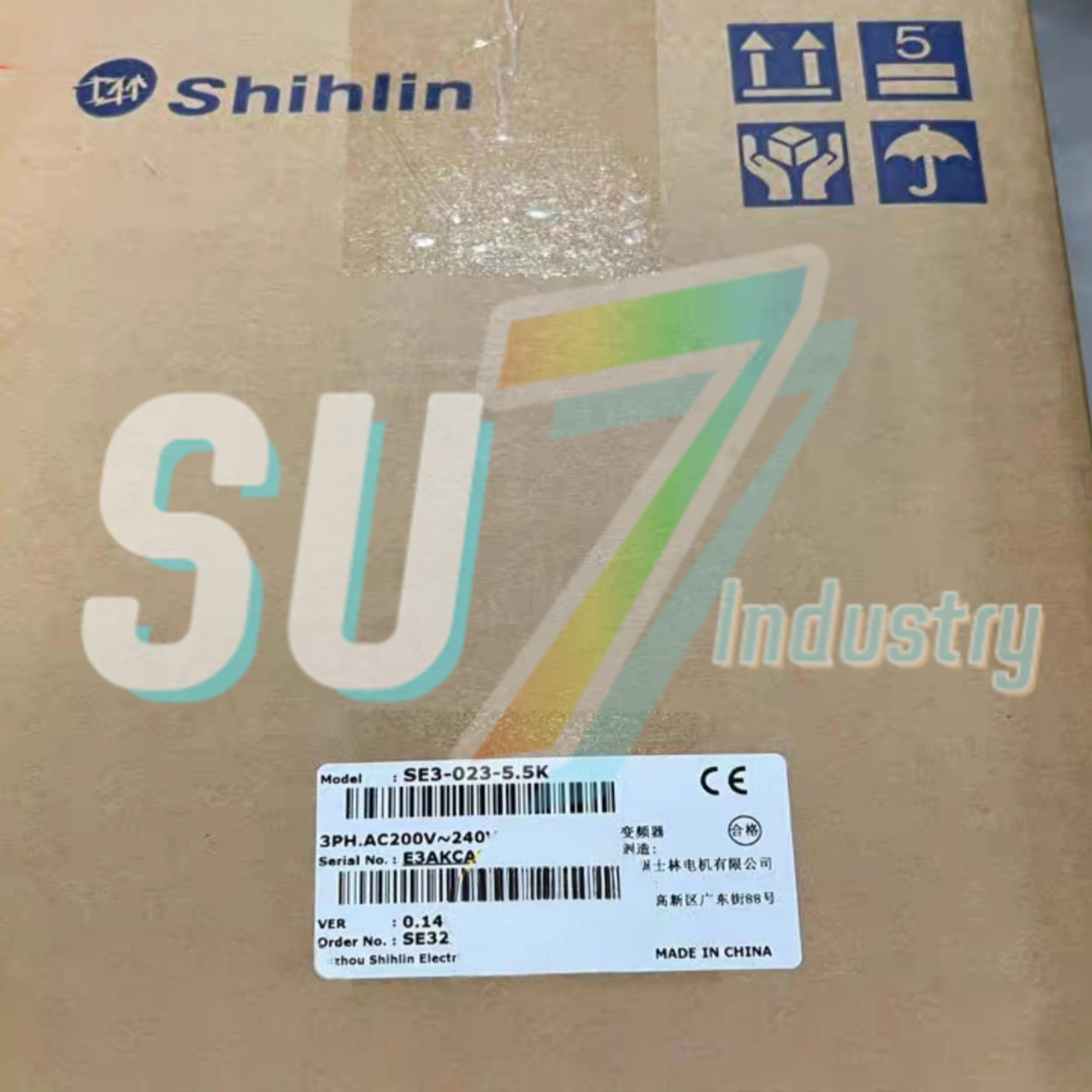 

frequency converter New original SE3-023-5.5K SE3-023-7.5K
