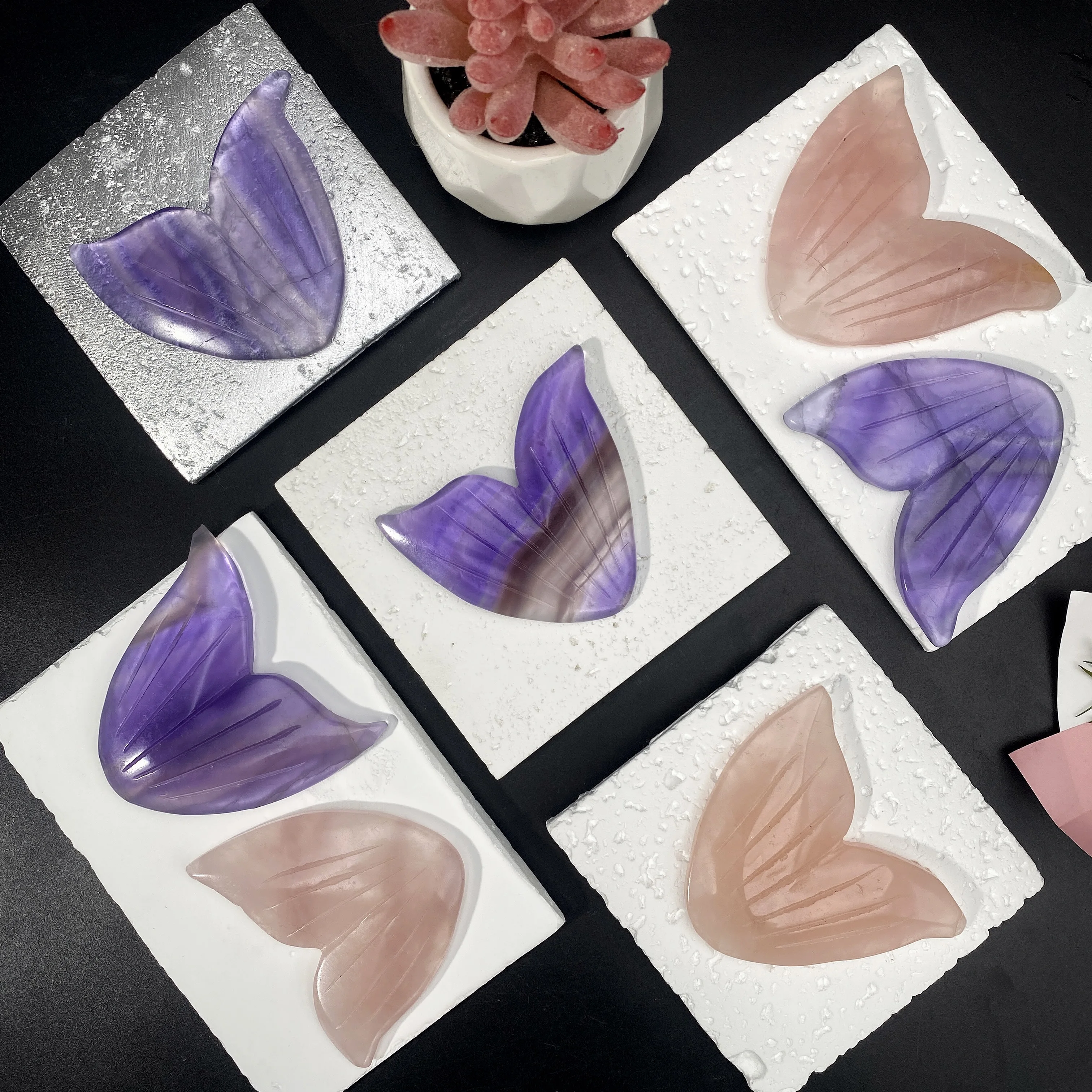 1PC Beautiful Natural Rose Quartz, Fluorite Fishtail Carving,Plam Stone,DIY,Perfect Home Office Desktop Decoration,Great Gift