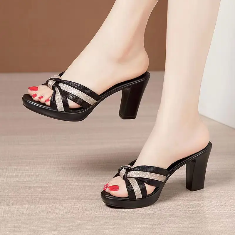 Zapatos de tacón alto para mujer, zapatillas gruesas de diseñador para fiesta, sandalias de vestir sexys, chanclas de verano, 2023