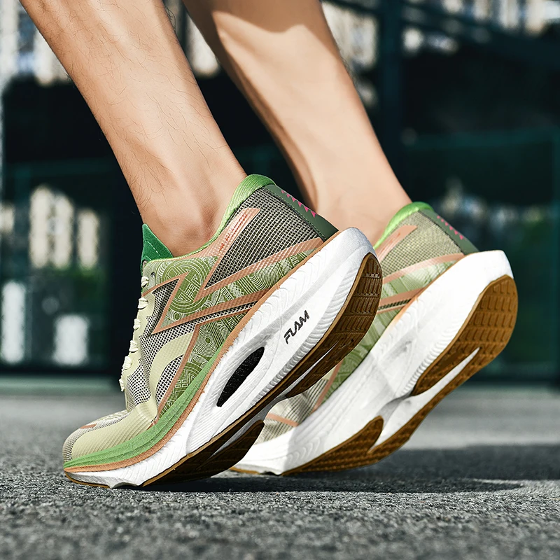 أحذية الجري الرياضية العصرية لعام 2025، أحذية مشي خارجية مريحة وخفيفة الوزن ونعل الفشار للرجال والنساء #1