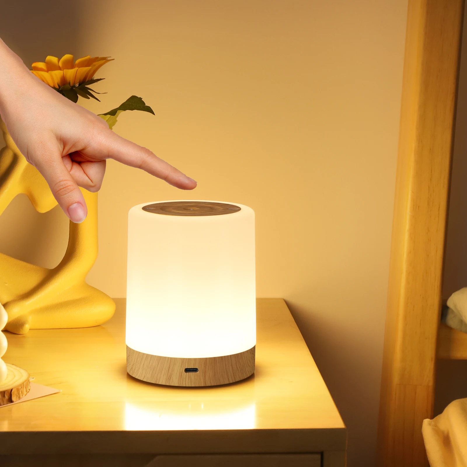 

Touch Controlled Night Light, RGB,USB Charging, Dimmable Desk Light, Color Changing Light, Bedroom, Living Room, Bedside Light