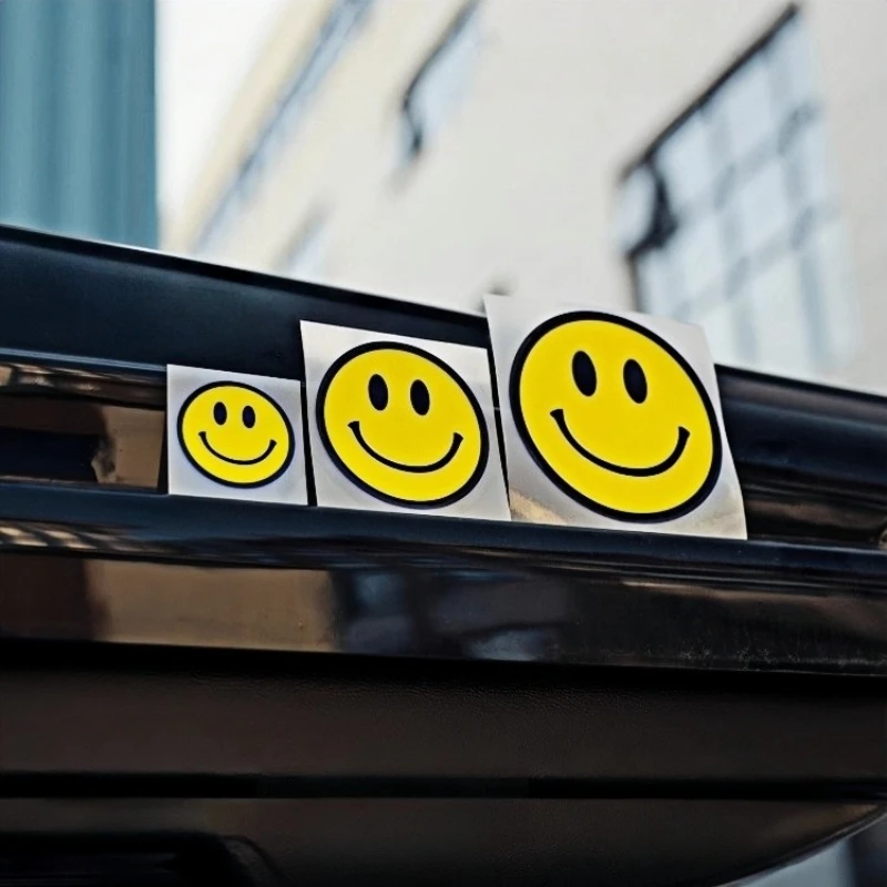 3 قطعة ملصقات الدراجات النارية Smile and Flower مقاومة للماء لخوذة خزان الوقود للدراجات النارية DIY شارات فينيل عالمية لنافذة السيارة #5