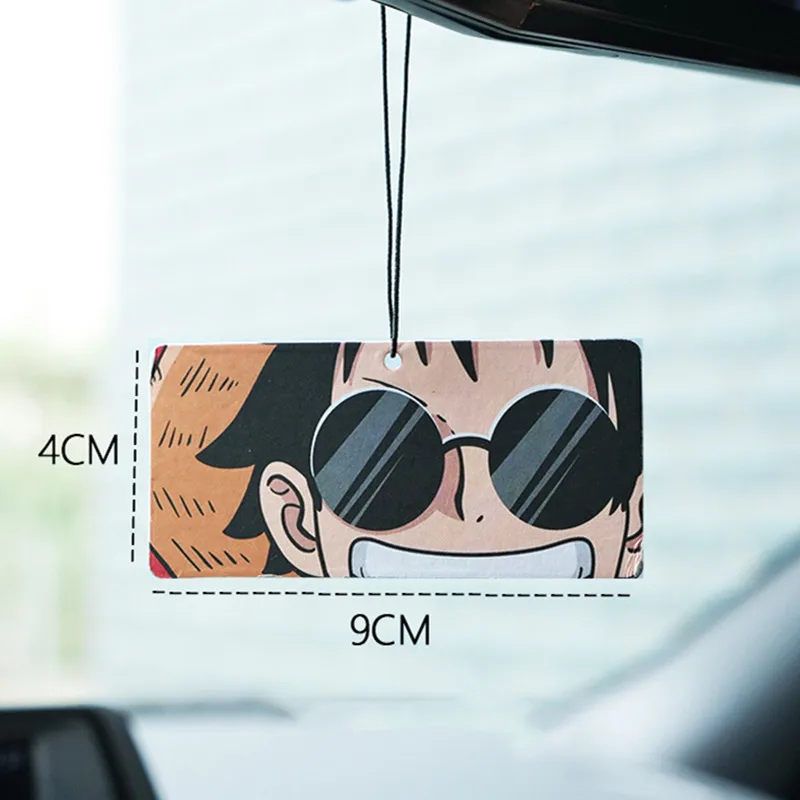 Anime One Piece Rufy Ciondolo per auto Ciondolo per pezzo profumato Aromaterapia Carta d'acqua Decorazione per auto Kawaii Figura anime Regali giocattolo