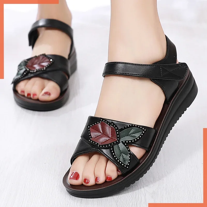 Fashion high quality leather mother sandals woman summer flat shoes ladies footwear comfortable Platforms plus size soft sandals